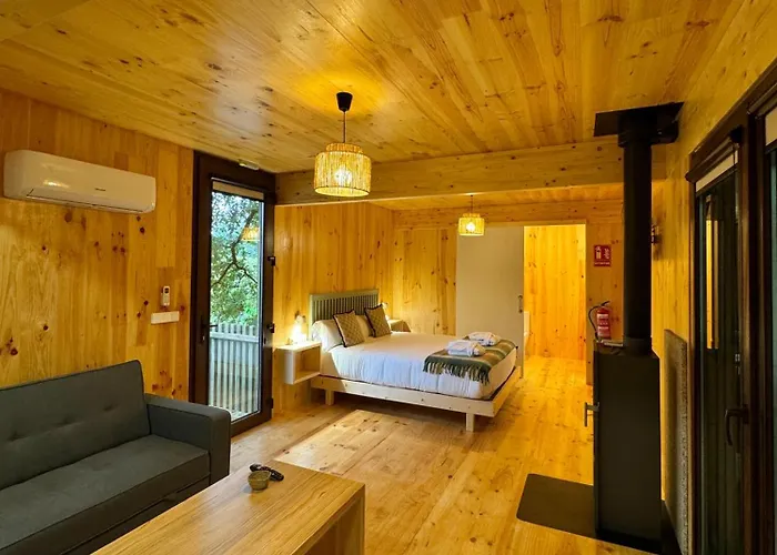 Enoturismo Maria Manuela Camping Boqueixon